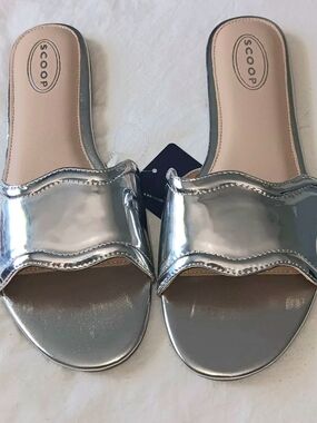 Scoop Silver Metallic Slide Sandals for Women Size 11